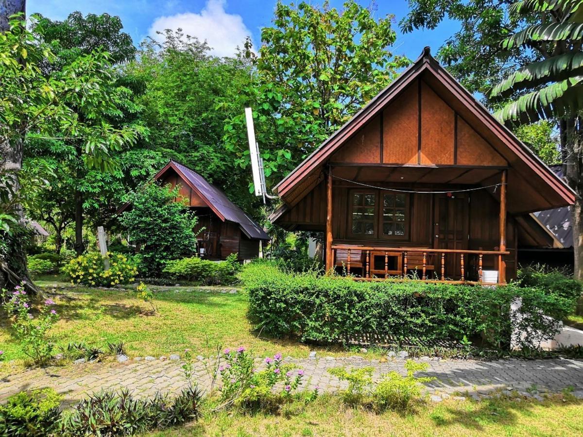 Seashell Resort Koh Tao-Sha Plus Exterior photo