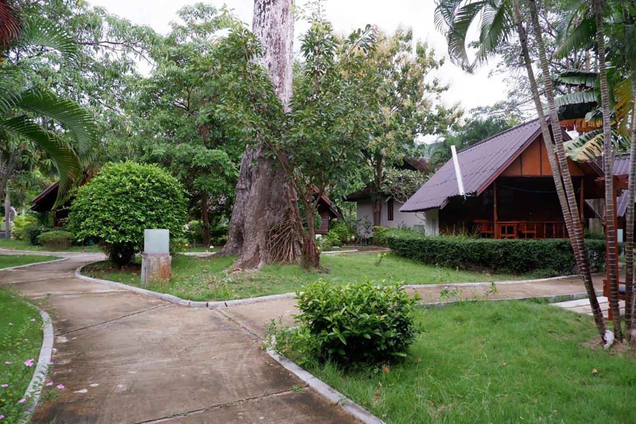 Seashell Resort Koh Tao-Sha Plus Exterior photo