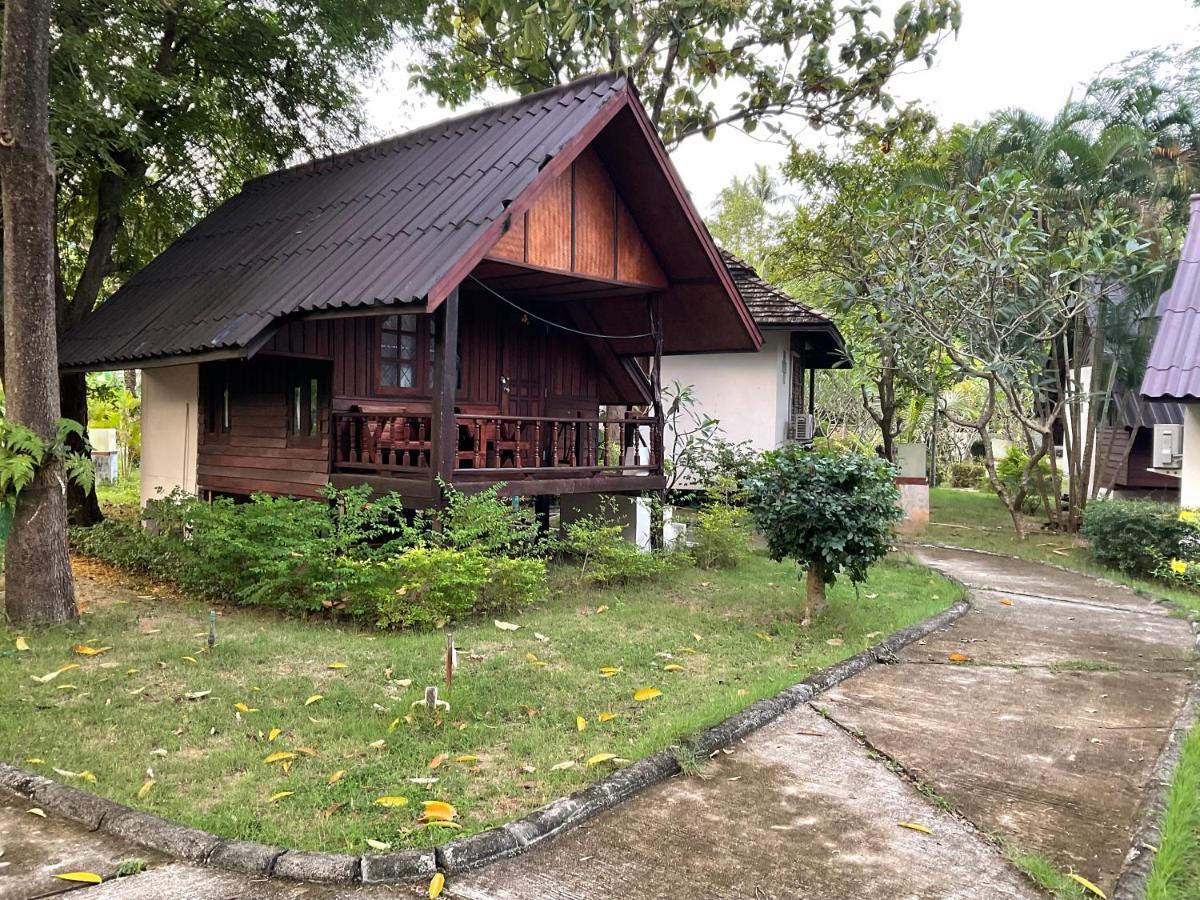 Seashell Resort Koh Tao-Sha Plus Exterior photo