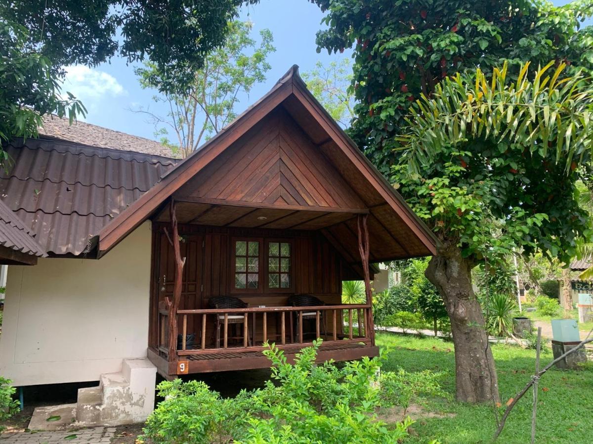 Seashell Resort Koh Tao-Sha Plus Exterior photo