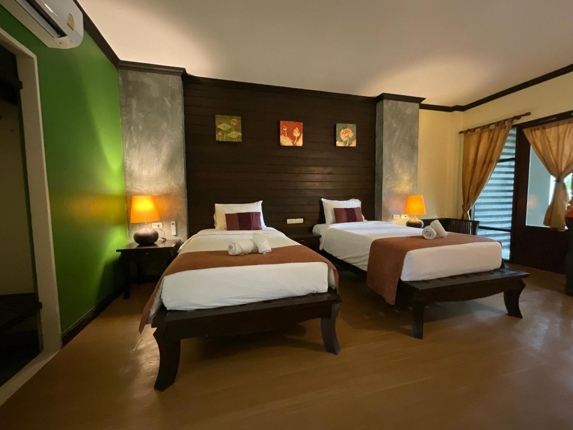 Seashell Resort Koh Tao-Sha Plus Exterior photo